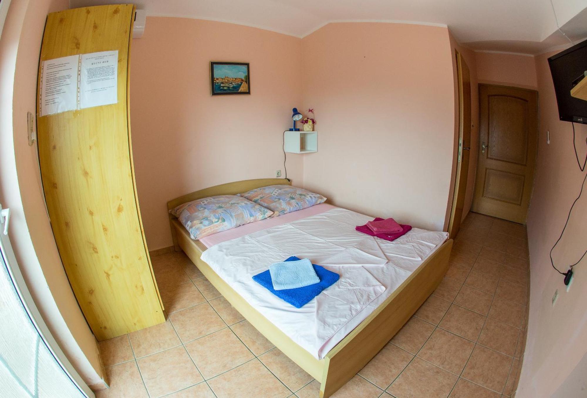 Guest House Almond Bečići Ngoại thất bức ảnh