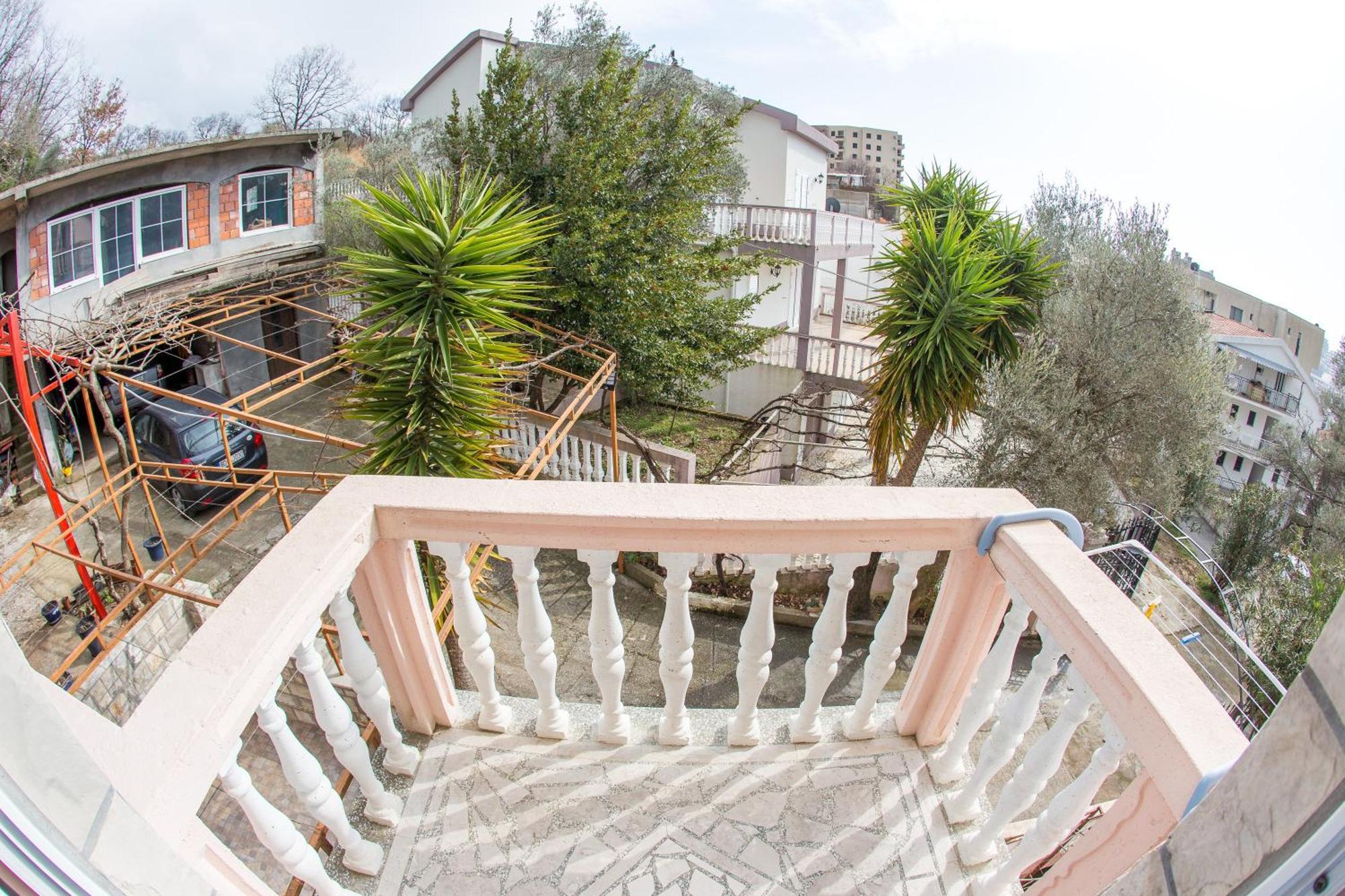 Guest House Almond Bečići Ngoại thất bức ảnh